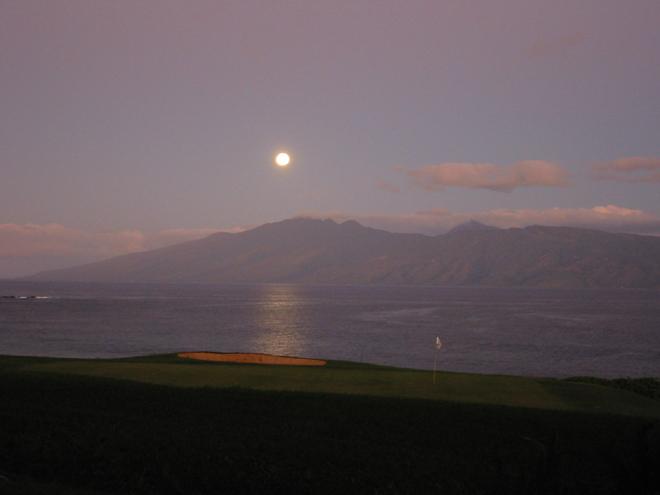 Hawaii moonset