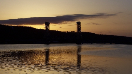 lift bridge