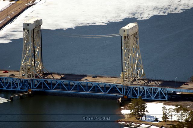 LIFT BRIDGE