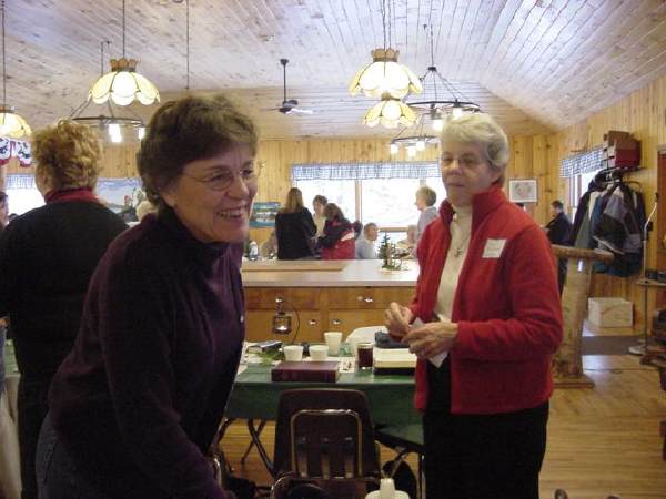 Lois & Dorothy Paul.jpg
