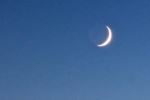 Fingernail moon