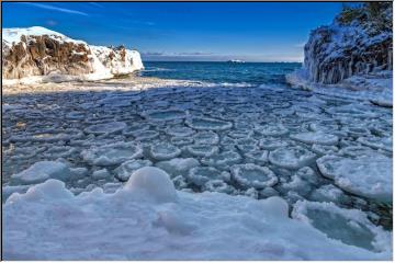 Saucers of ice