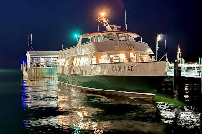 Photo by Jeff Dennis