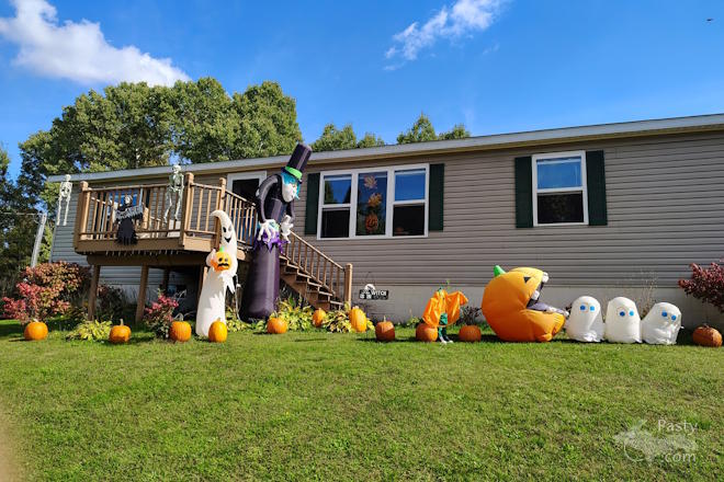 Photo by Jean Dessellier