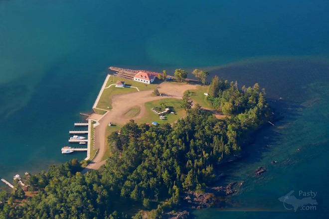 Photo by Debbie Jarve