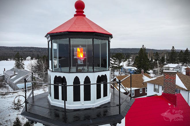 Photo by H Donn de Yampert