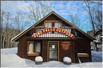 Bond Falls in winter