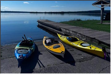 Kayak paddle to the Dredge