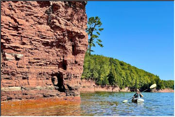 Kayak sandstone adventure