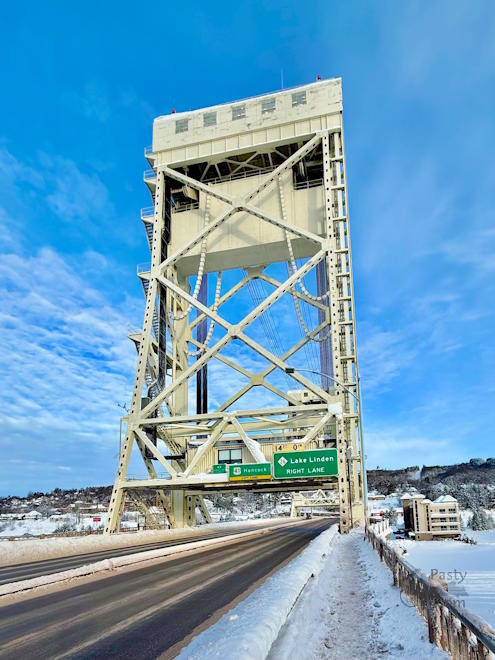 Photo by Jeff Dennis