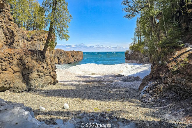 Photo by 906 Images