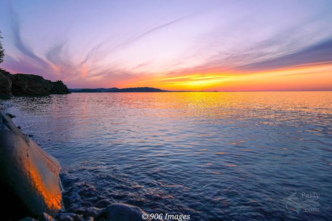 Photo by 906 Images