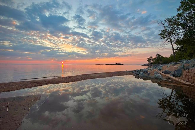 Photo by Bob Fleury