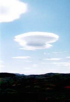 lenticular_cloud