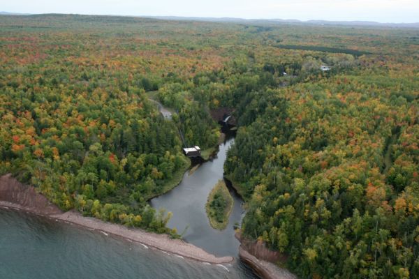 Montreal River border